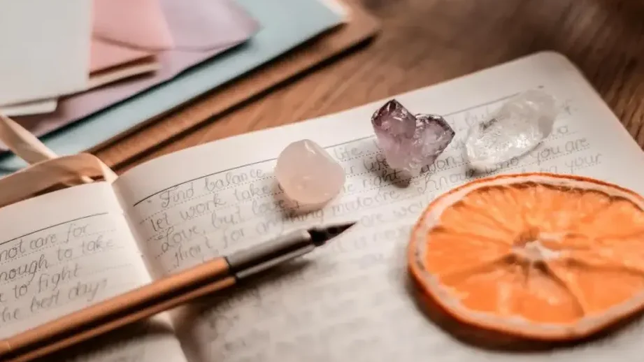 Contoh Artikel PDF: Berbagai Tema dan Gaya Penulisan