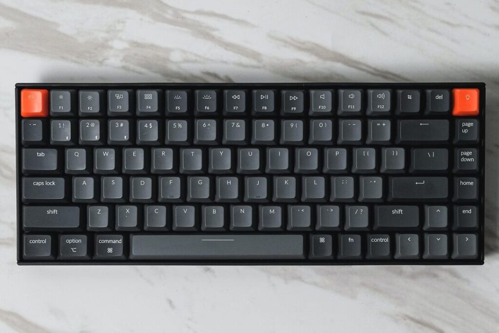 Keyboard Merupakan Perangkat Input yang Berfungsi Untuk Berbagai Kebutuhan